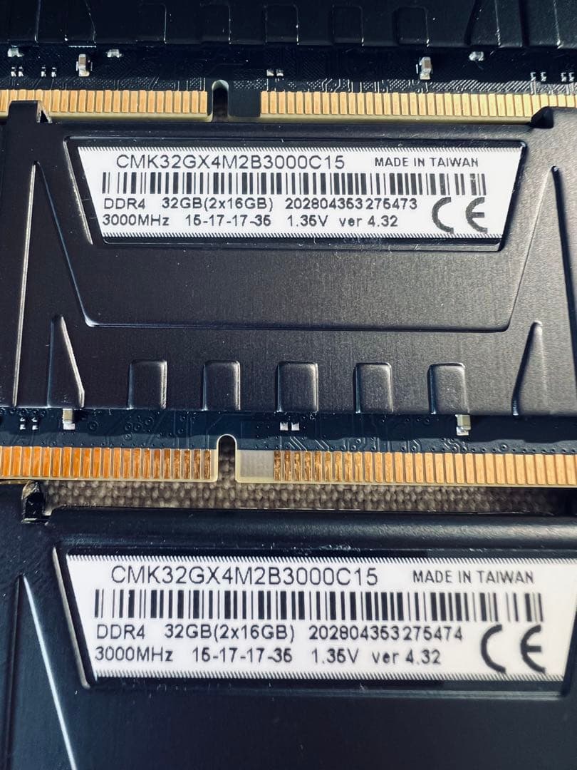 メモリー CORSAIR DDR4-2666MHz VENGEANCE LPX 64GB