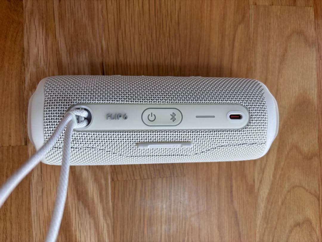 JBL FLIP6 ホワイト ワイヤレススピーカー