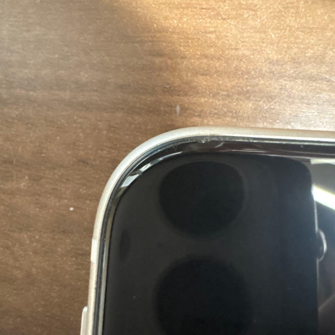 iPhoneSE第3世代　64