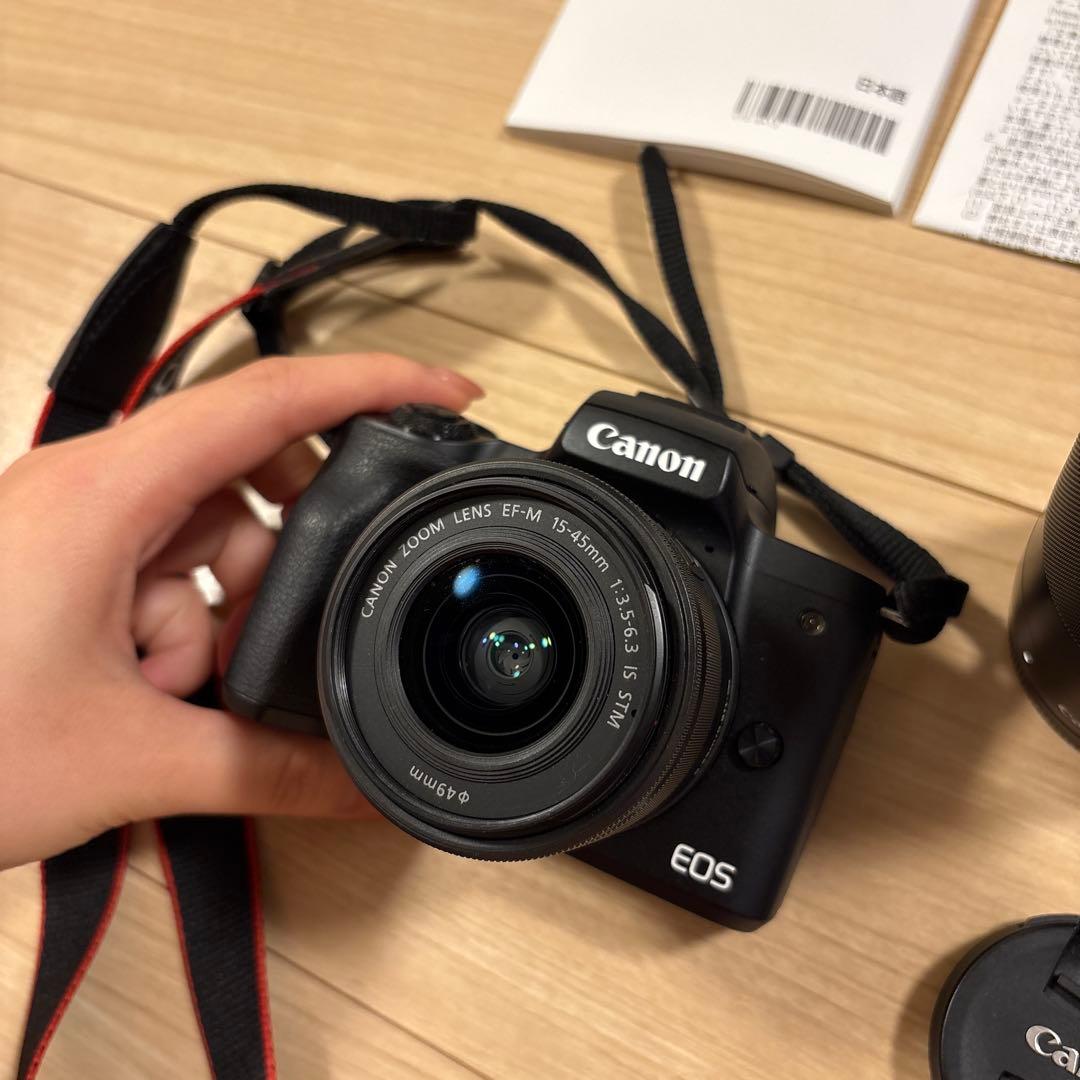 Canon EOS Kiss M ミラーレス一眼カメラ