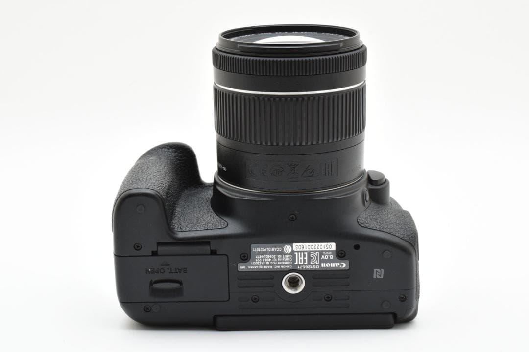 デジタルカメラ Canon EOS KISS X8i 18-55 IS STM