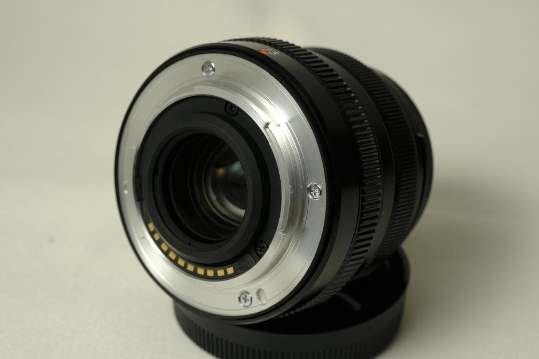 【美品】FUJIFILM XF 35mm F2 R WR 単焦点レンズ(145)