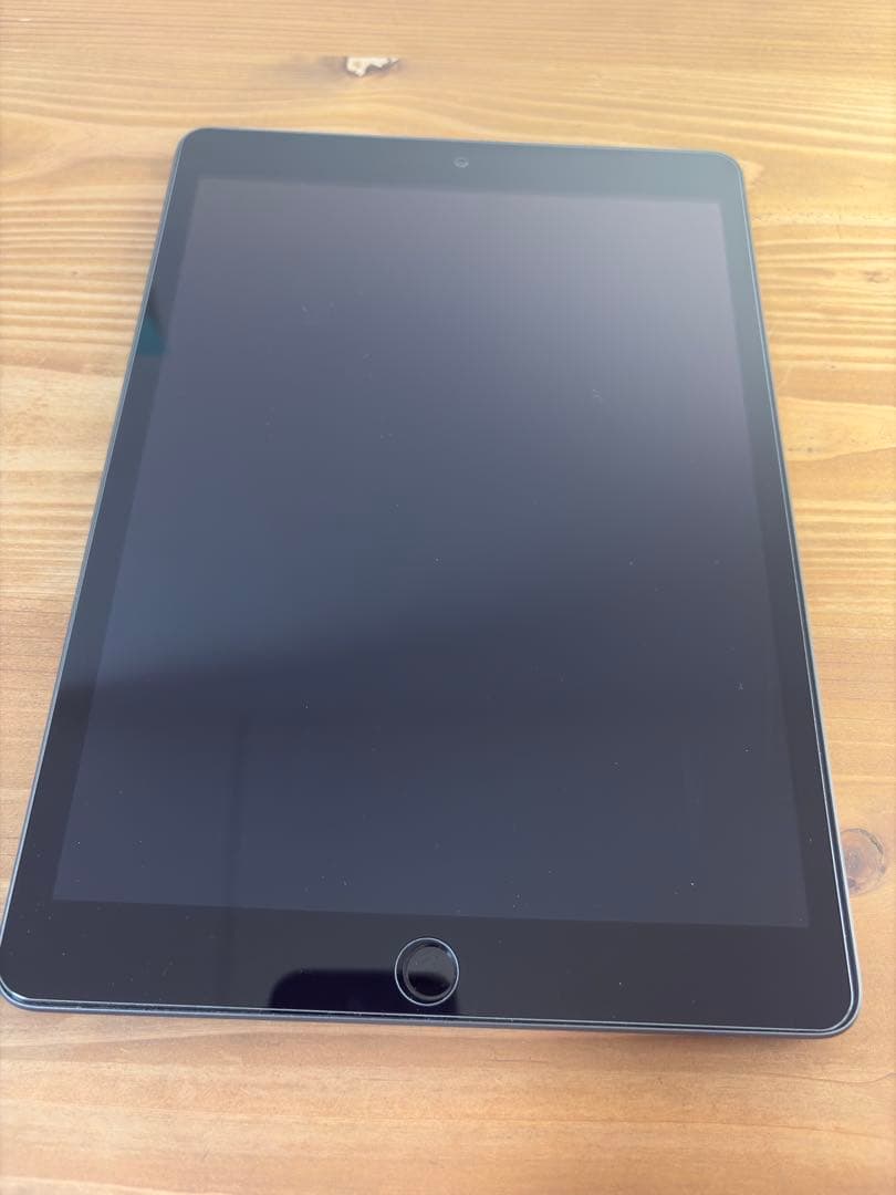 iPad (第9世代) 10.2インチ　64GBWi-Fi スペースグレー iPad Wi-Fi 64GB - スペースグレイ（第9世代）[整備済製品] - Apple