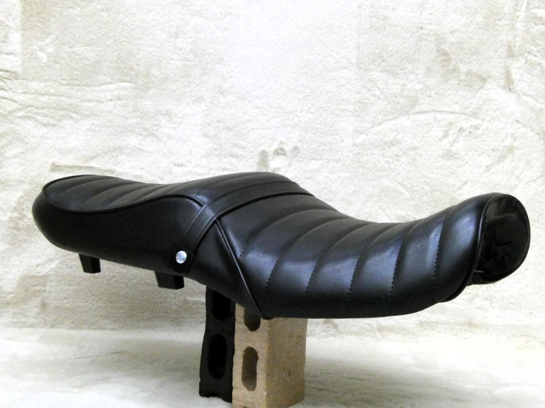 バリオス 2型 黒皮 タックロールシート /②あんこ抜き 完成品 ZR250B