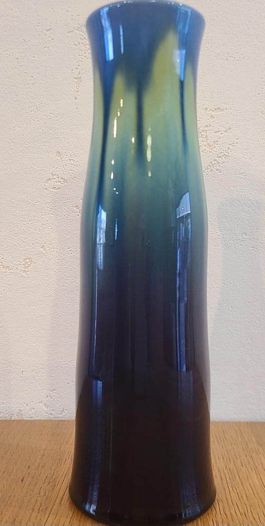 人間国宝 三代 徳田八十吉 耀彩 一輪挿 花瓶 九谷焼 - メルカリ