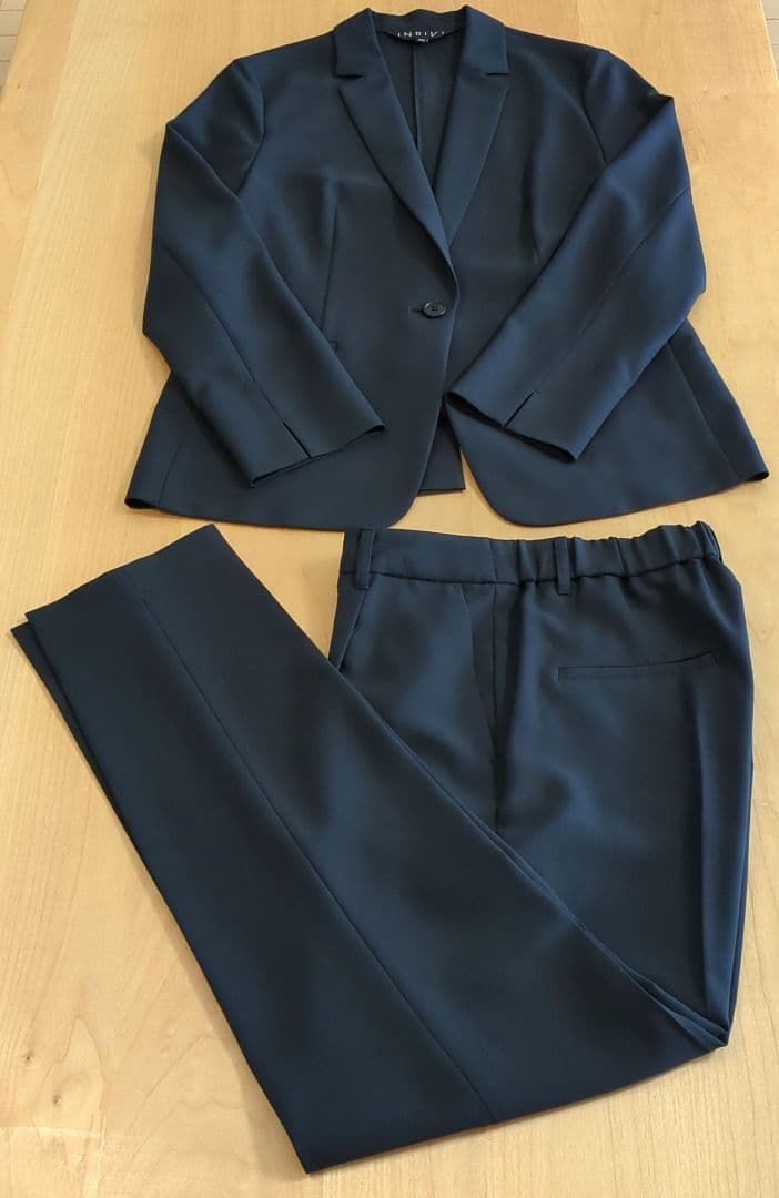 INDIVI　インディヴィ サマーパンツスーツ　洗える 40 INDIVI（インディヴィ） スラックス パンツ 「洗える／UVケア／スーツ