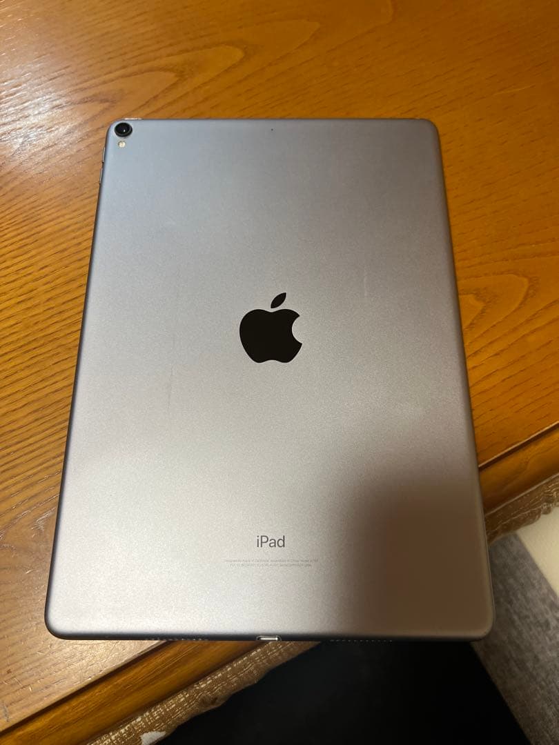 美*雪様 iPad Pro 10.5インチ　A1701 64GB ジャンク品