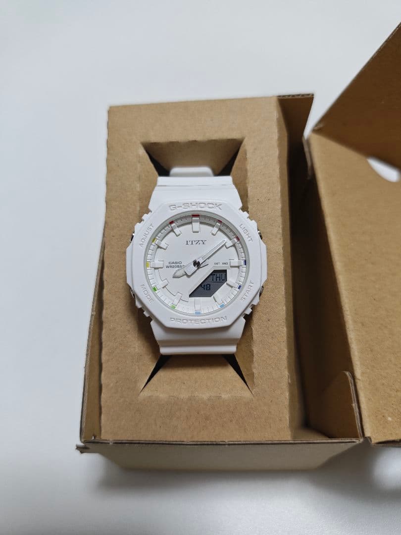 【新品】G-SHOCK GMA-P2100IT-7AJR ITZYコラボモデル G-SHOCK コンパクトサイズ ITZY コラボレーションモデル GMA-P2100IT