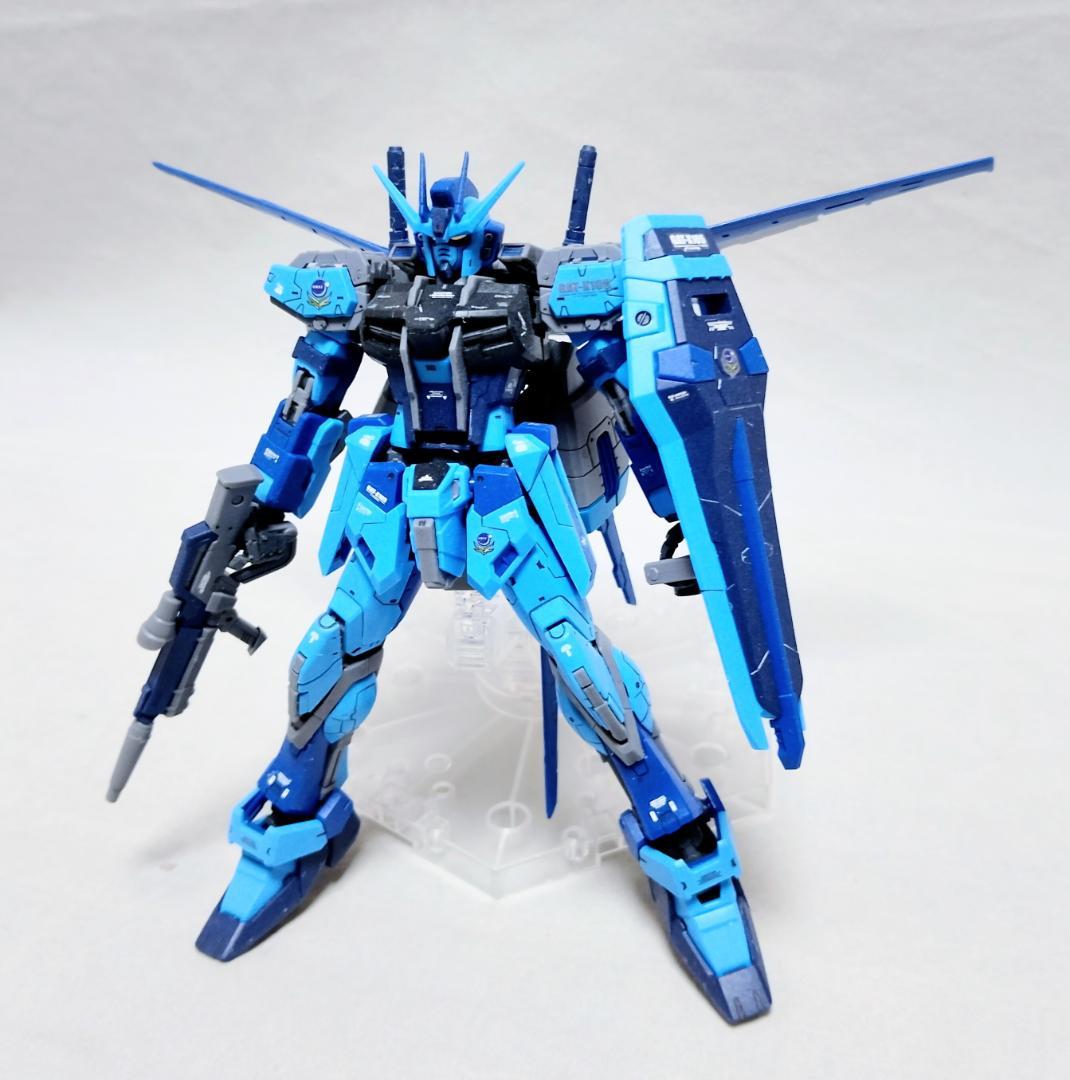 完成品 RG エールストライクガンダム ガンダムワールドコントラスト