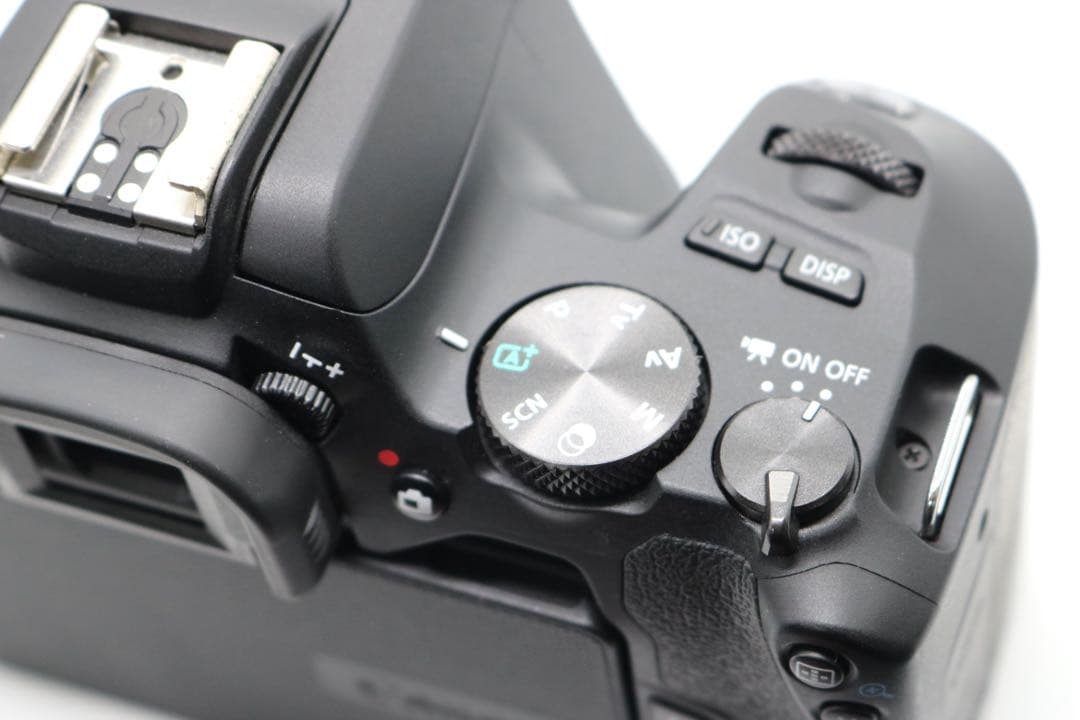 美品 【Canon EOS Kiss X10 ダブルレンズ】 Wi-Fi搭載