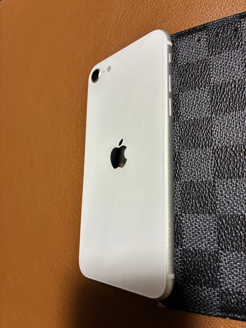 iPhoneSE 2 64GB SIMフリー