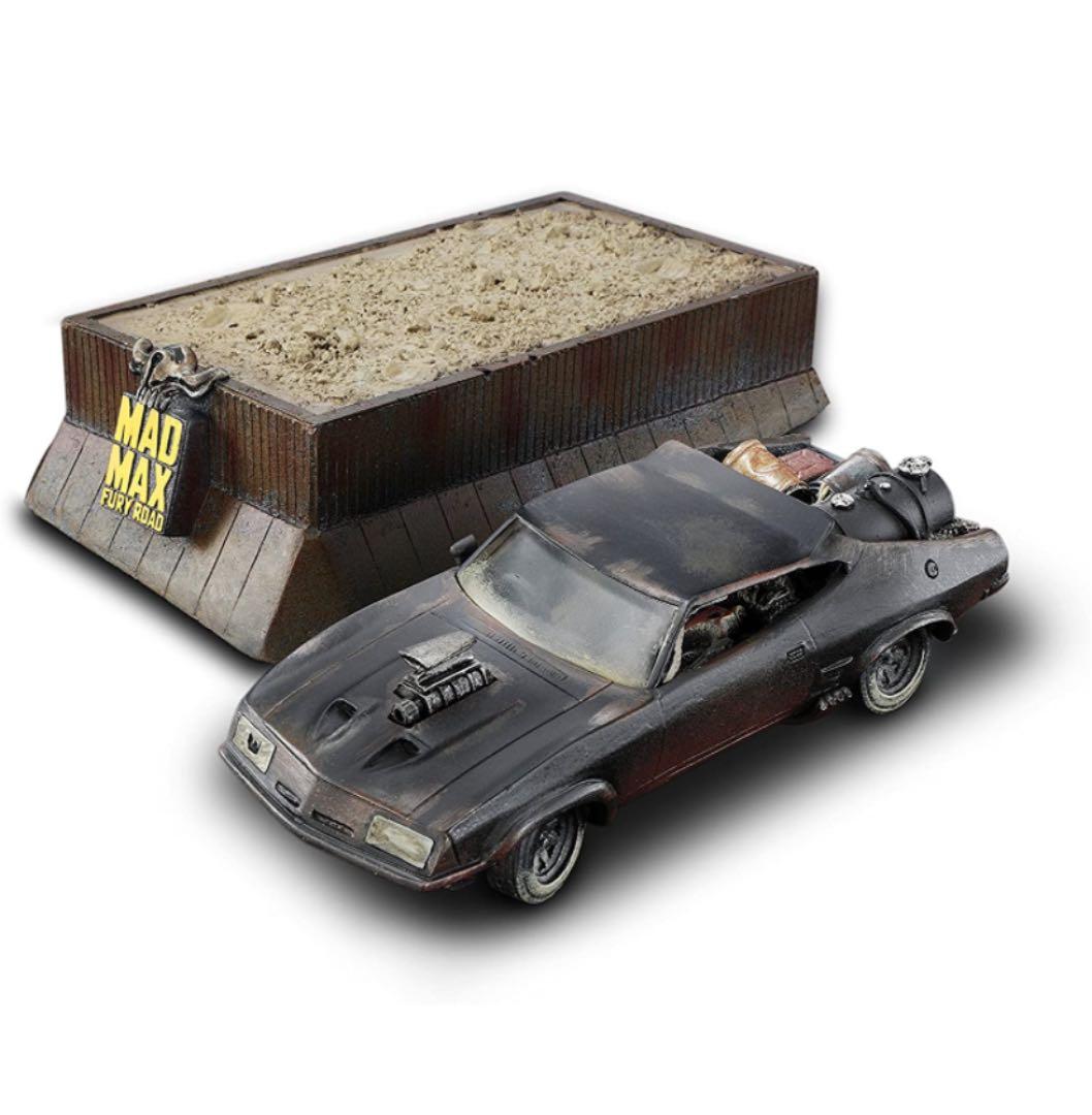 マッドマックス 怒りのデスロード インターセプター付BOX - メルカリ