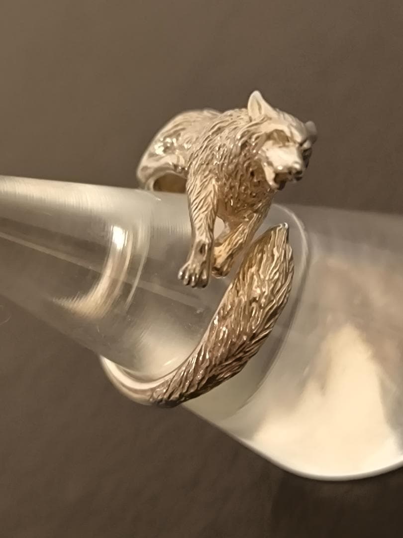 ヴァンドームブティック VB 旭山動物園応援企画 シンリンオオカミ