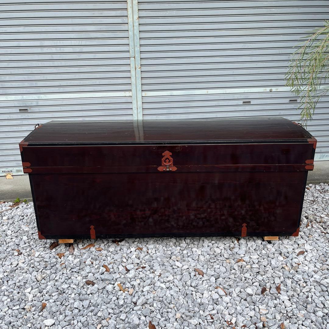 当時物 特大 朱色 長持箪笥 木製の箪笥 仙台箪笥 舟箪笥 KM-1E 朱色漆塗り｜和モダン・小物入れ・仙台土産