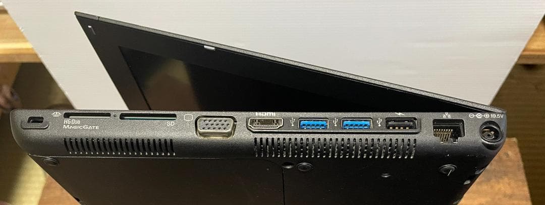 Win11搭載 SONY VAIO メモリ8GB SSD240GB ACアダプタ