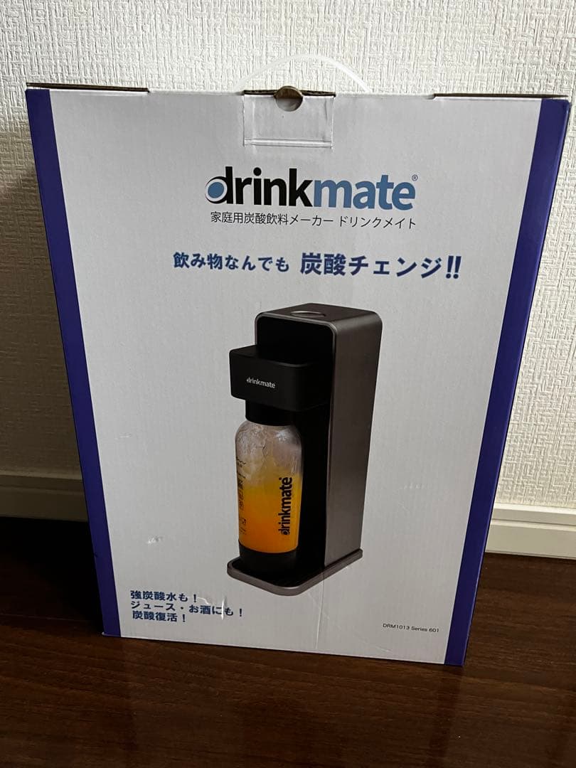 炭酸水メーカー★ドリンクメイト★drink mate★新品未開封★ ジュースなども炭酸にできる強炭酸水メーカー「ドリンクメイト」から