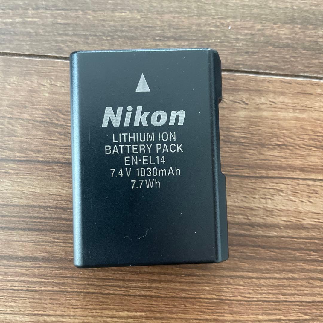 ニコン Nikon D5100 一眼レフ