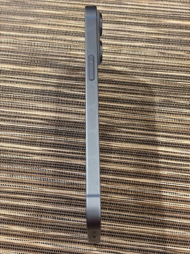 【中古美品現状】Apple iPhone14 128GB ブルー 85%