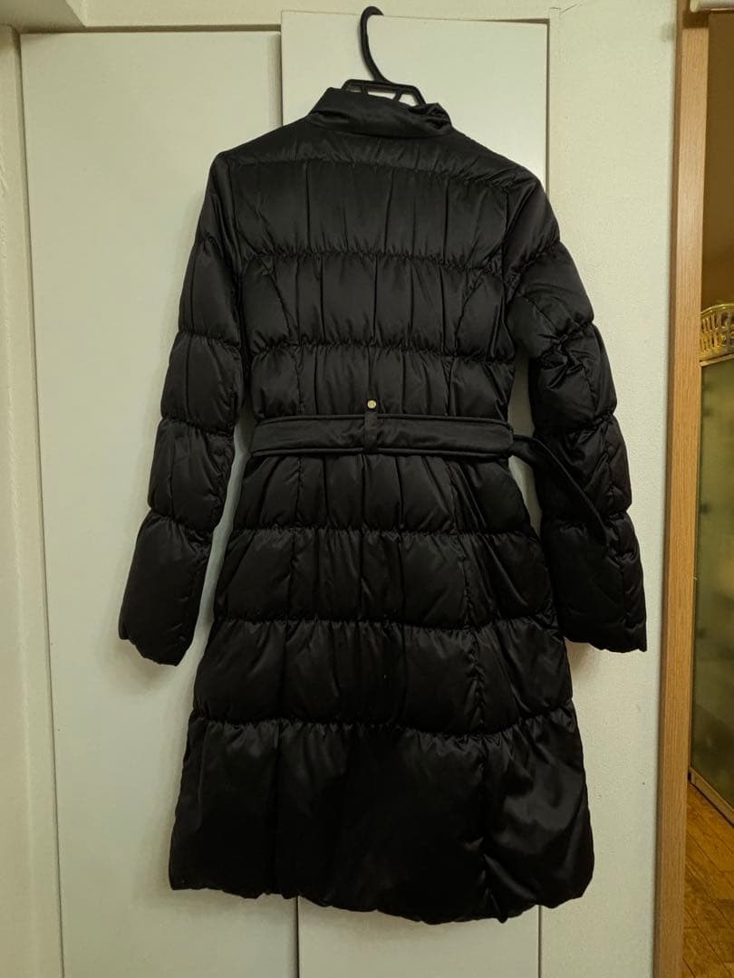 美品 エポカ ベルテットダウンコート 黒 ロング ベルト 綺麗め 上品 三