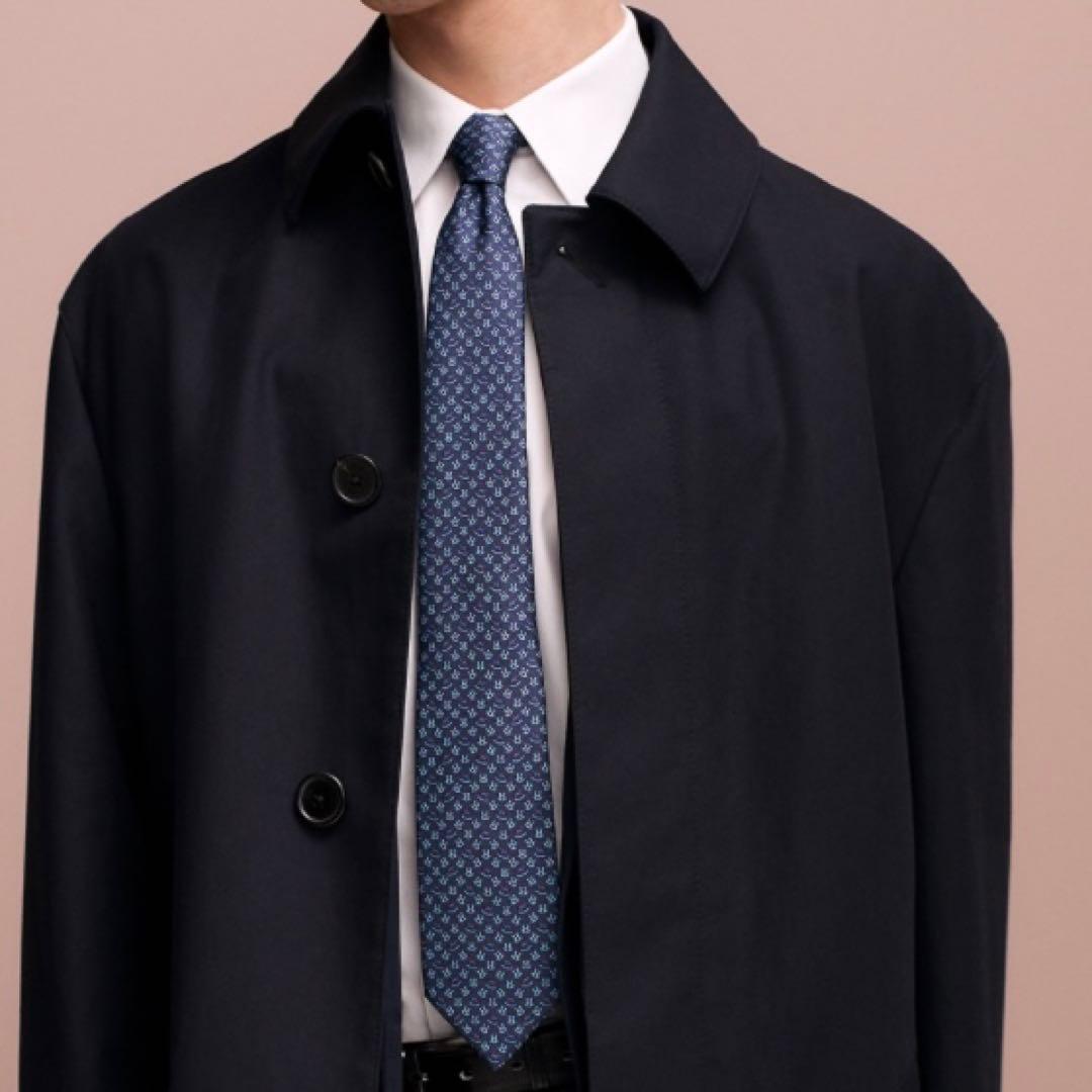 エルメス　ネクタイ　シルクツイルタイ 7 cm 《ロッキング・ホース》