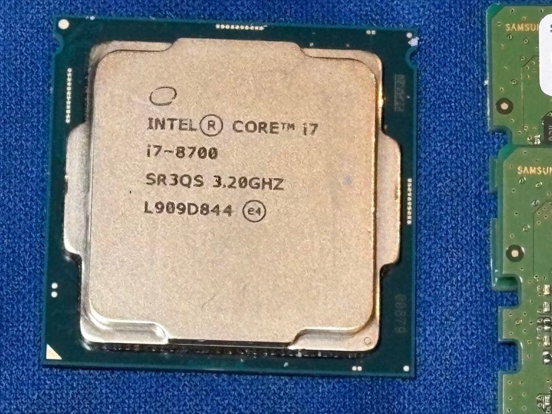 Intel Core i7-8700 CPU 2個+DDR4 メモリ8GBx4枚