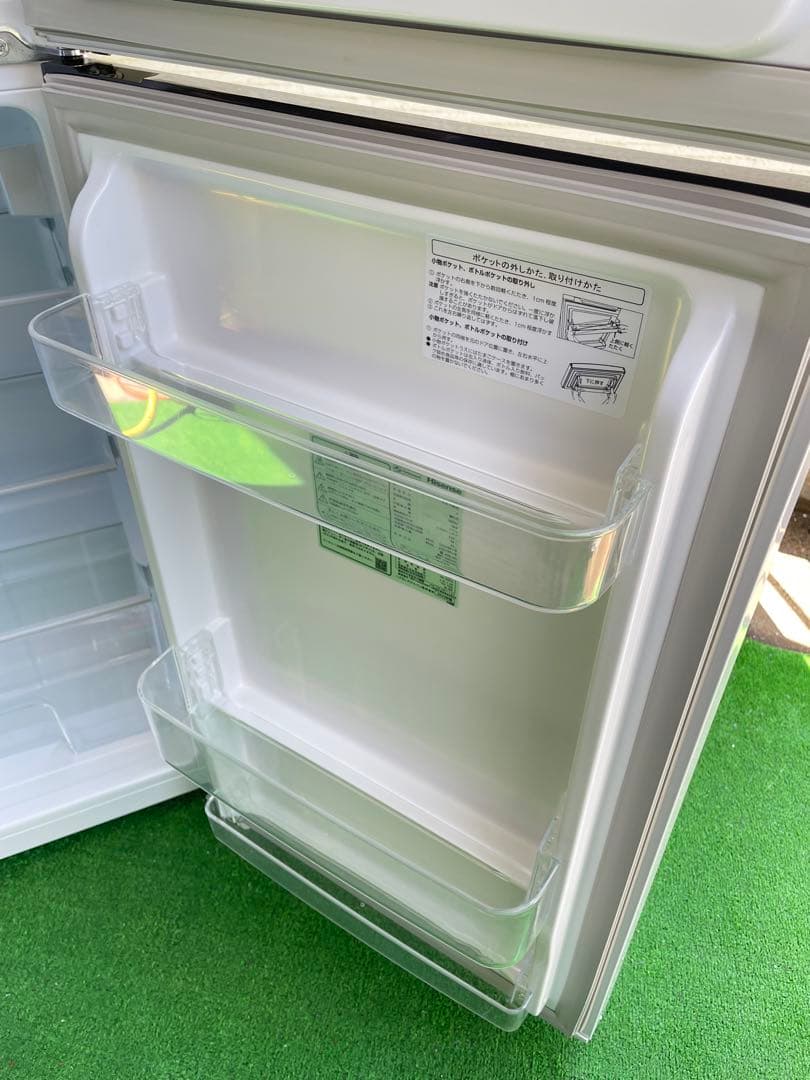 666ハイセンス冷蔵庫　ゆか
