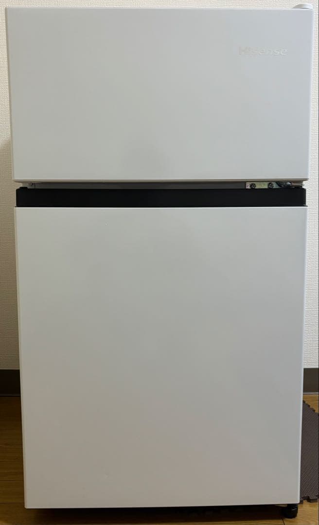 Hisense ハイセンス　冷蔵庫 上部冷凍庫　87リットル