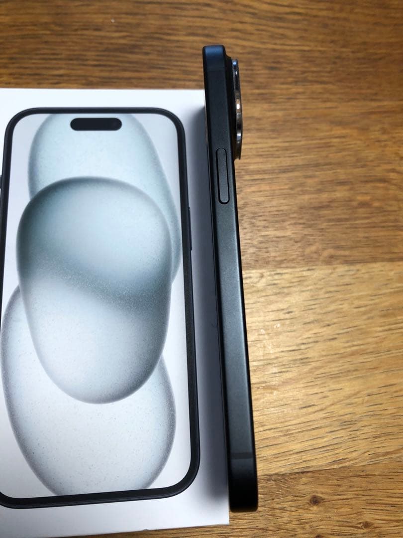 iPhone 15 ブラックApple care限定保証iFaceケース付き