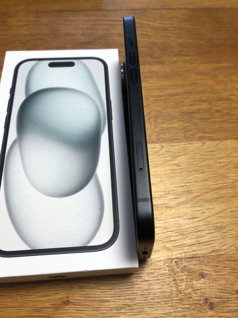 iPhone 15 ブラックApple care限定保証iFaceケース付き