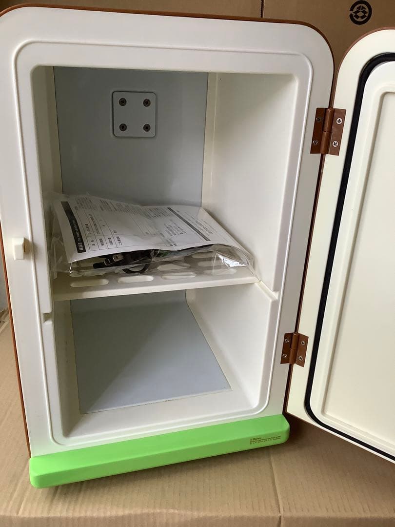 ディズニー　くまのプーさん　冷蔵庫　保冷庫　コカコーラ