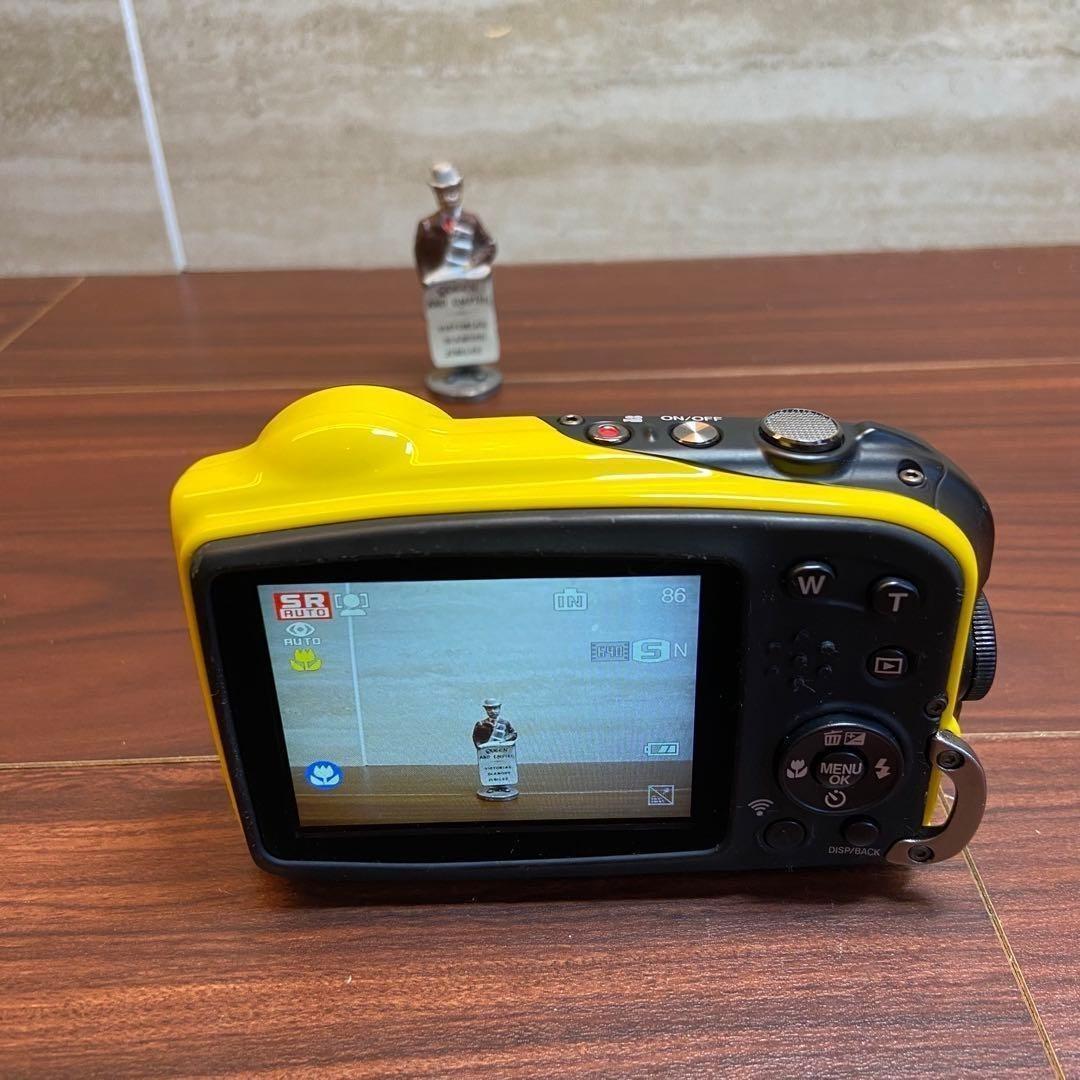 FUJI FILM FinePix XP70 デジカメ ほぼ新品 4075