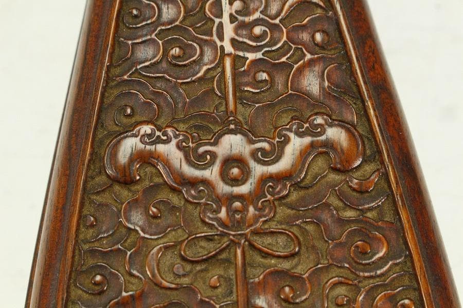 中国美術 花梨 刻 雲蝙蝠紋 秤 測り具(K-A911) - メルカリ