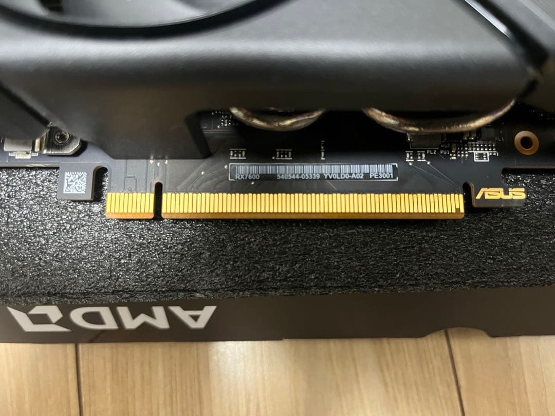 グラフィックボード・グラボ・ビデオカード ASUS RADEON RX7600