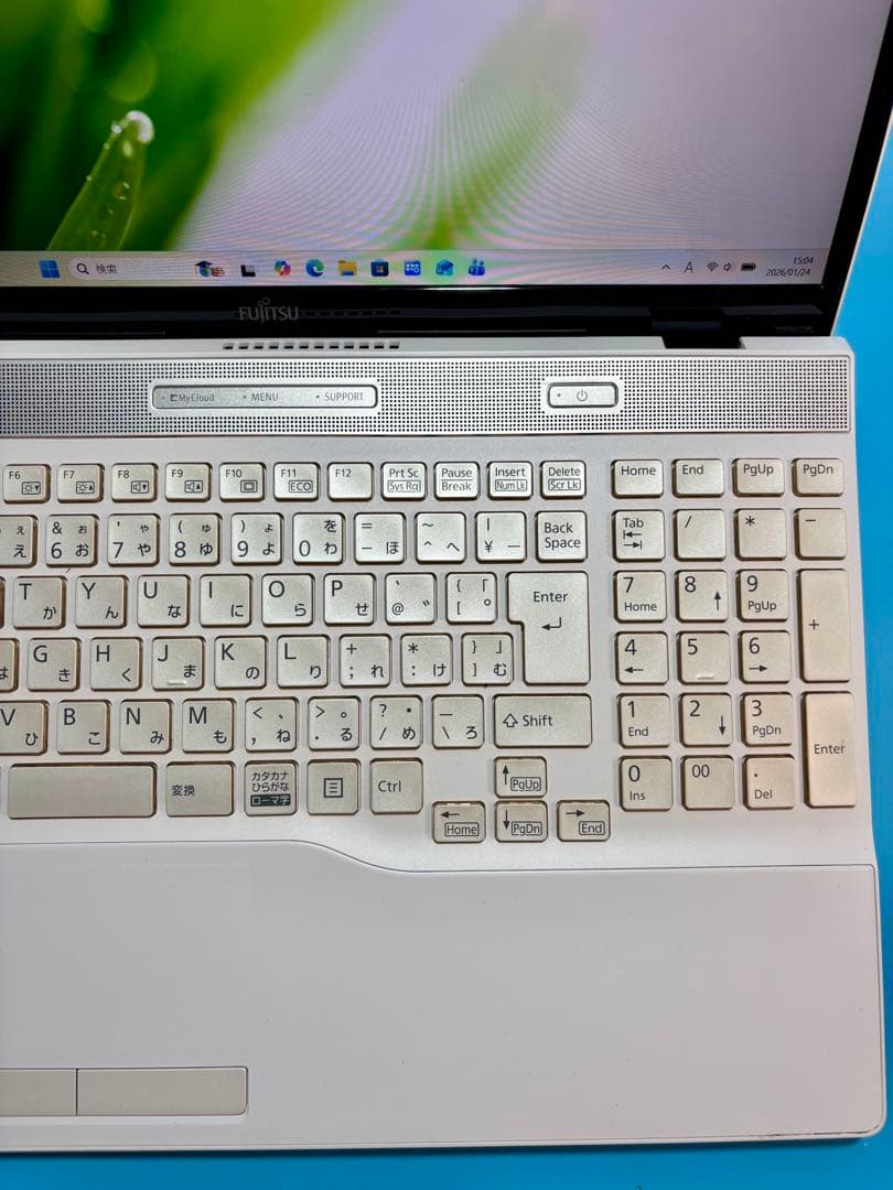 富士通 LIFEBOOK AH53/B3 i7 8550U 32GB 2TB - メルカリ