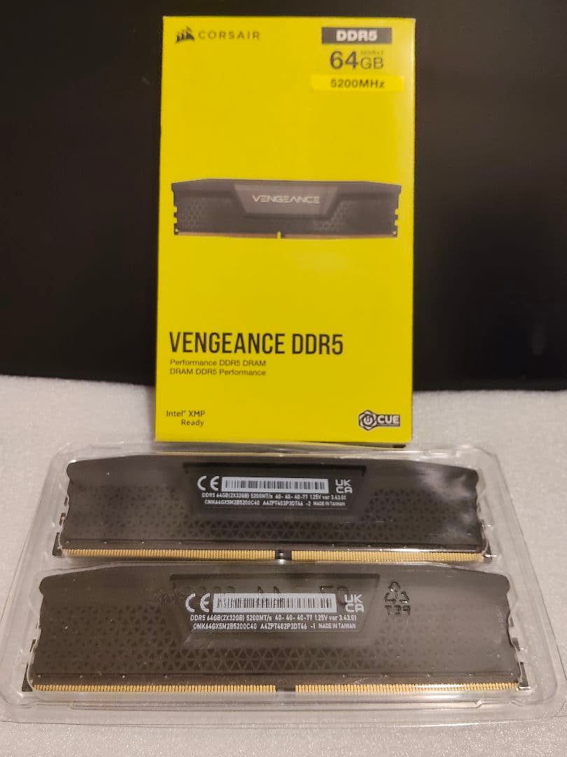 メモリー CORSAIR VENGEANCE DDR5 64GB 5200MHz