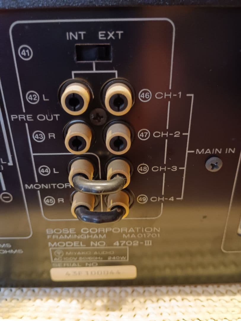 BOSE プリメインアンプ 4702-III