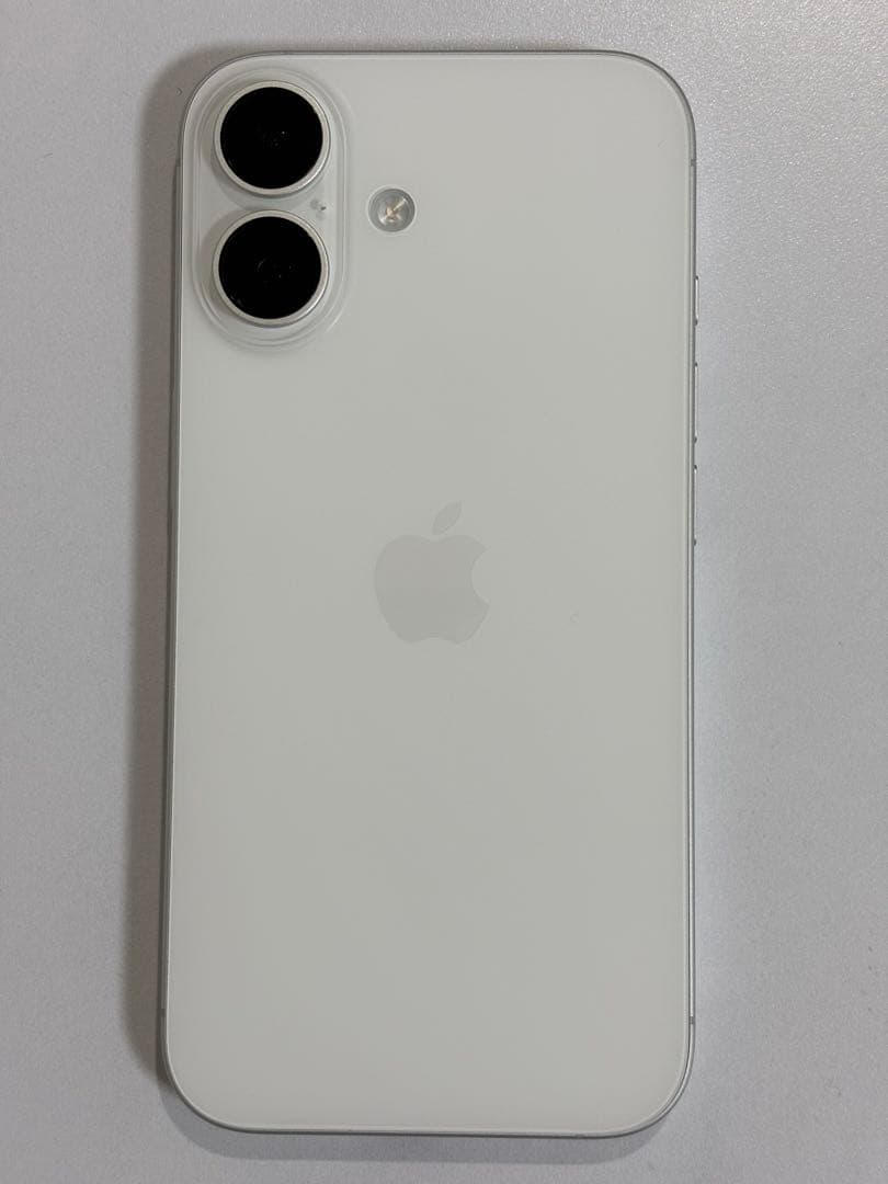 iPhone16 128GB ホワイト ※一部画面割れ、傷有り