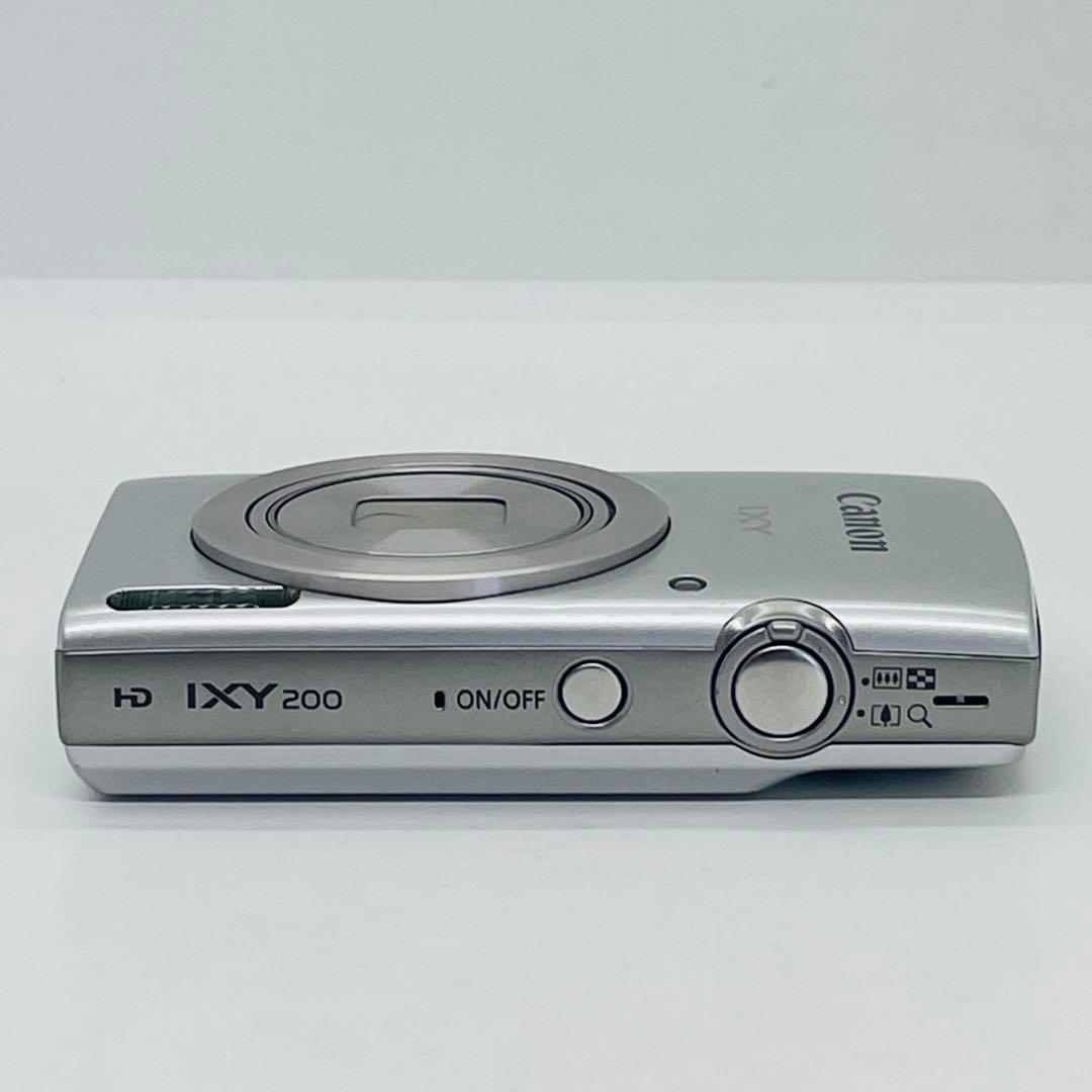 【美品】Canon コンパクトデジタルカメラ　IXY 200