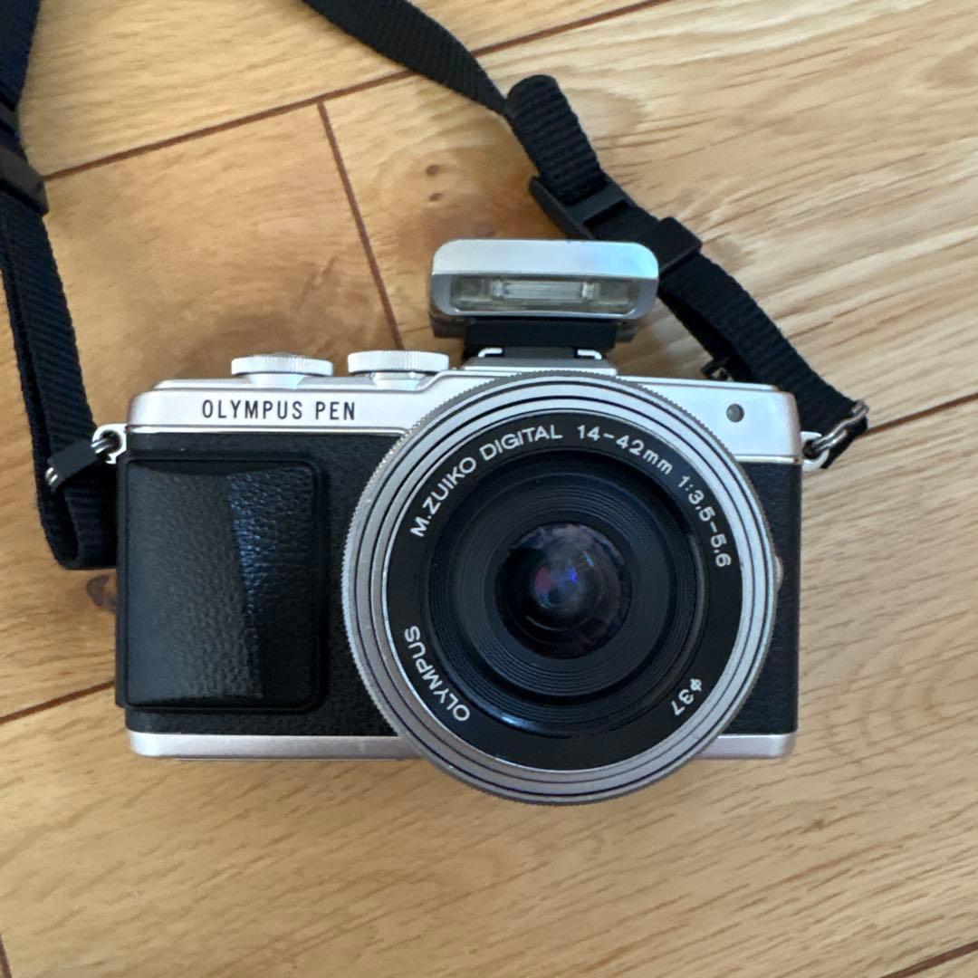 OLYMPUS PEN E-PL7 ミラーレス一眼 ジャンク　黒　ブラック