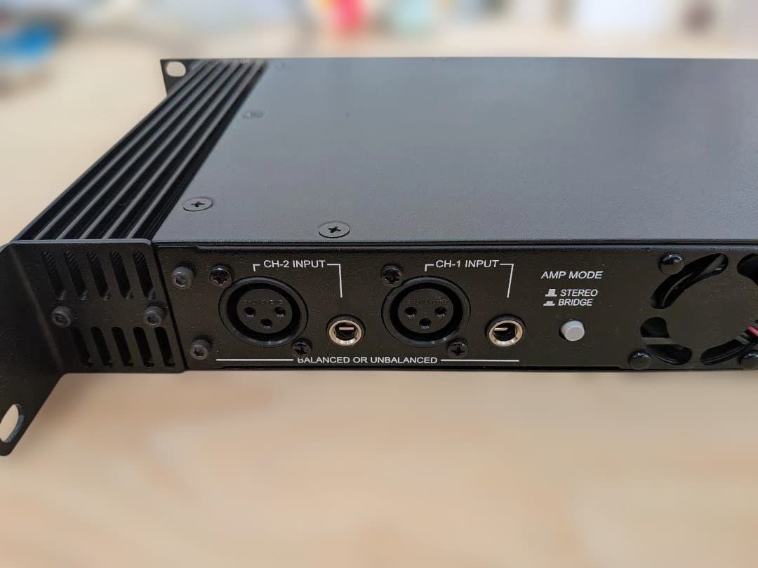 CLASSIC PRO クラシックプロ パワーアンプ CP400