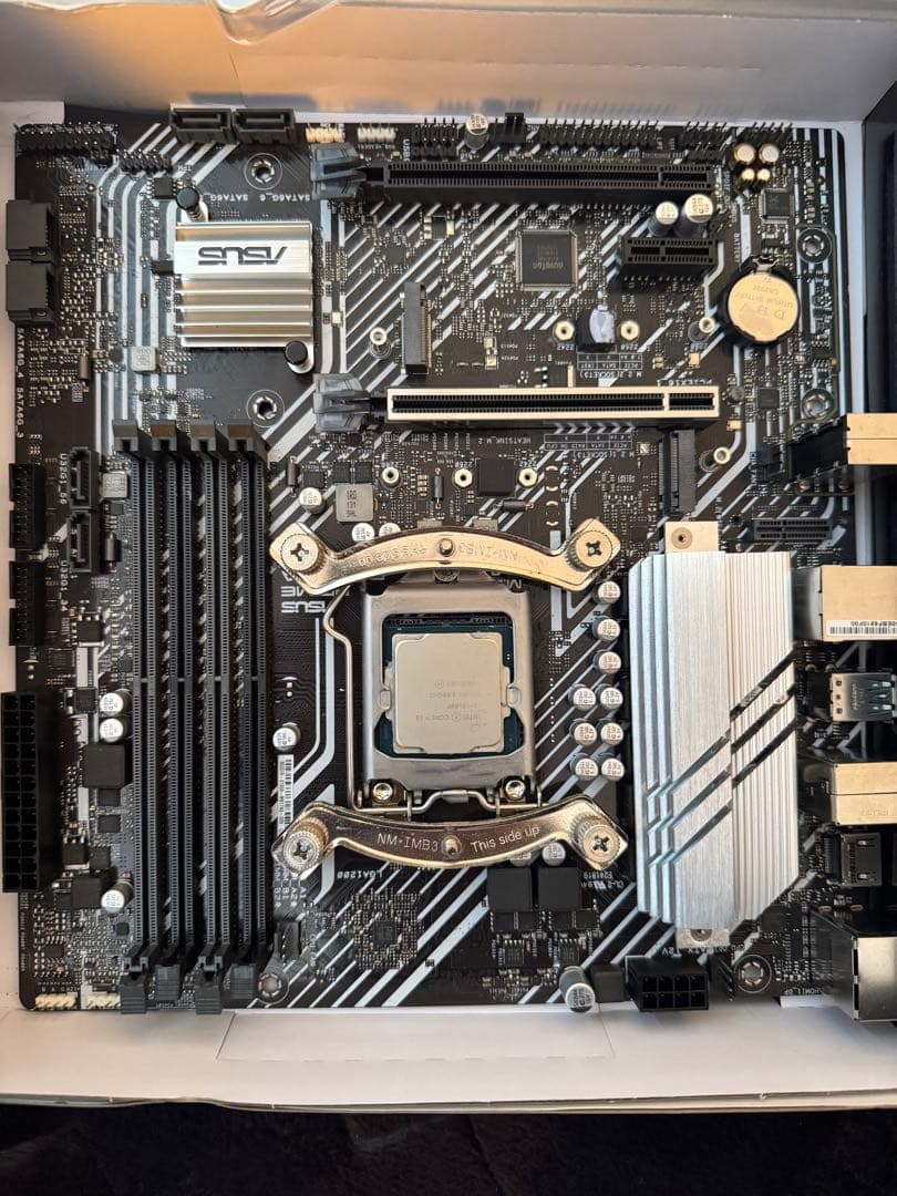 その他 ASUS B560M-A Core I3 10100F DDR4 16gb