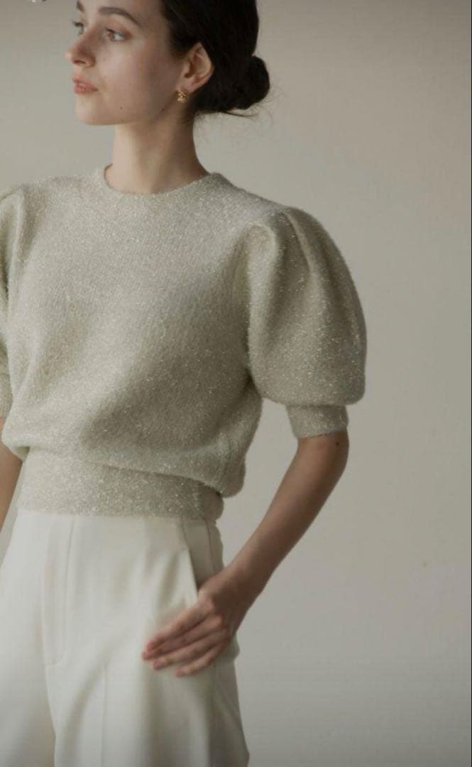 OHGA SHINY パフスリーブ ラメ ニット - メルカリ