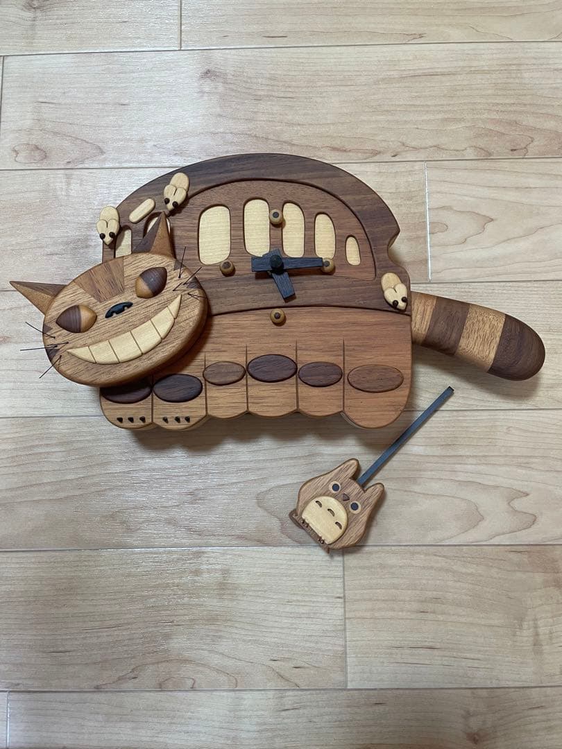 となりのトトロ ねこバス手作り 木製柱時計 - メルカリ