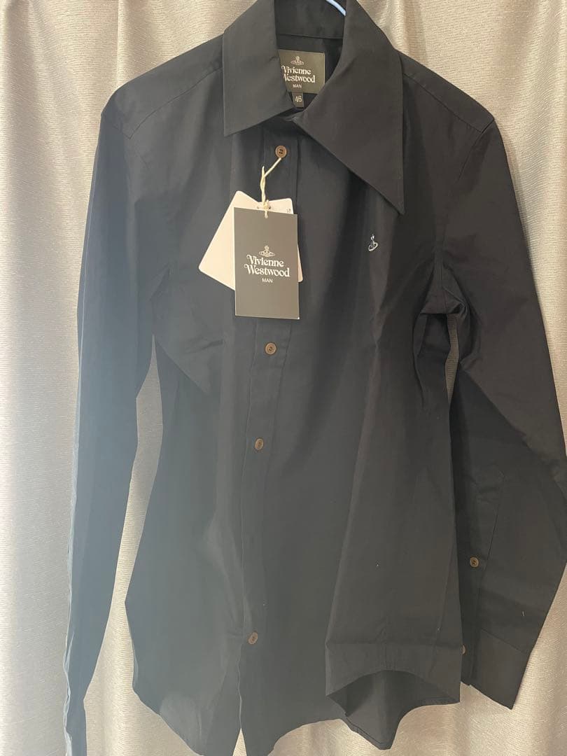 黒の長袖シャツ タグ付き　VIVIENNE WESTWOOD MAN ヴィヴィアンウエストウッドマンVivienne Westwood MAN コットンオーブ