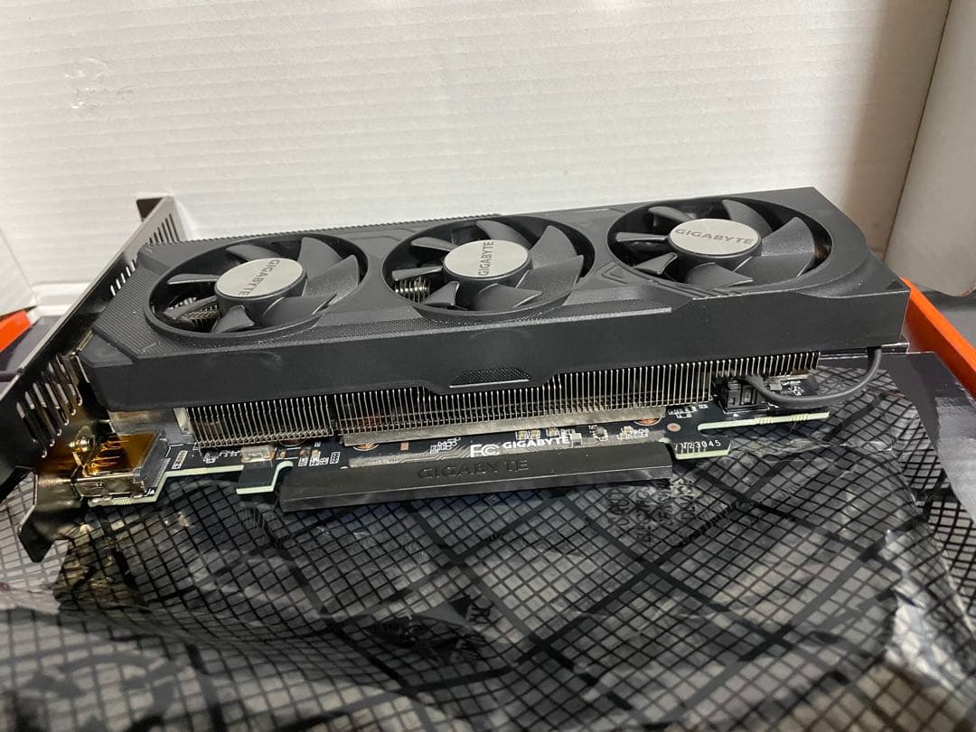 GIGABYTE GeForce RTX4060搭載 グラボロープロファイル