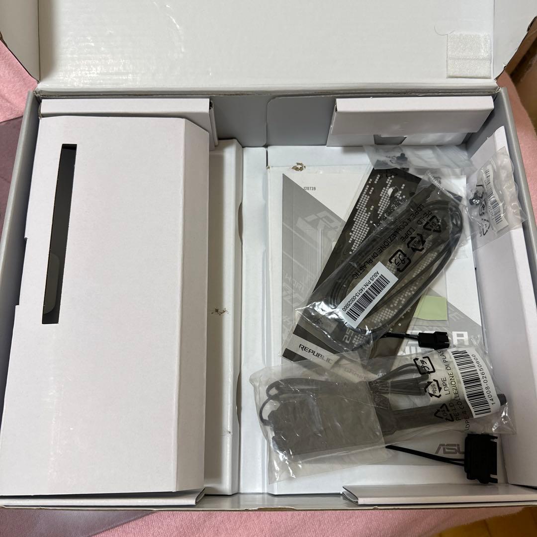 ROG STRIX Z790-A GAMING WIFI D4 マザーボード