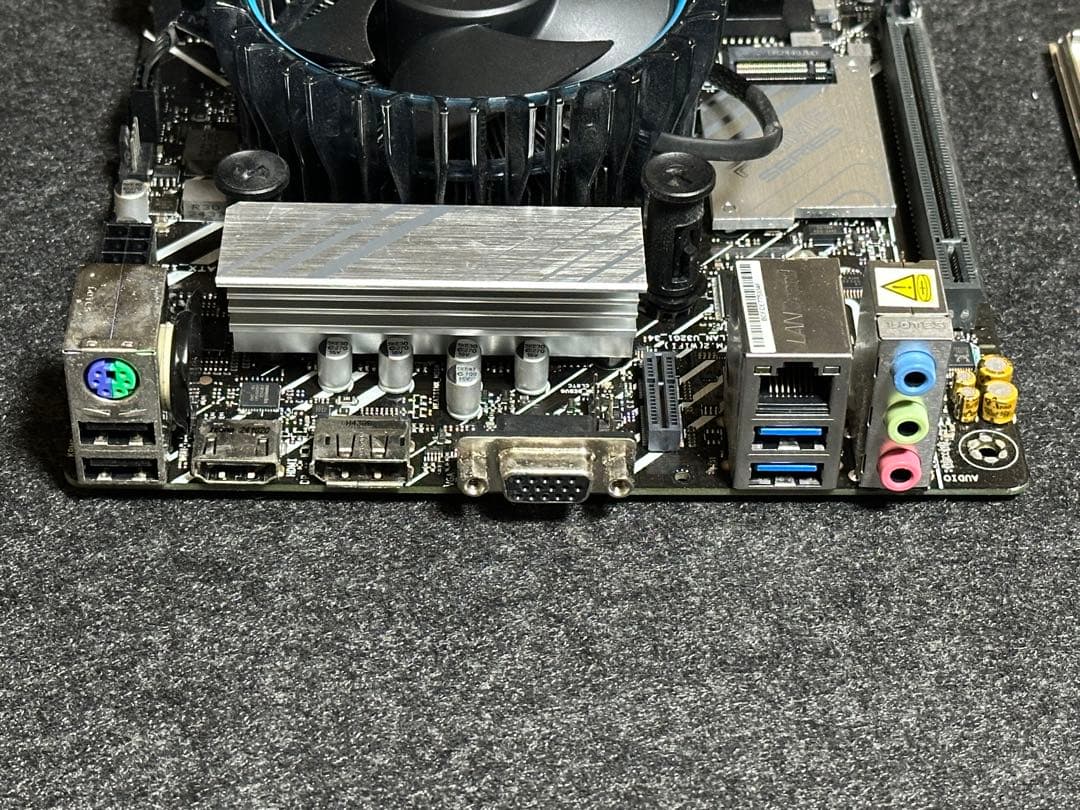 Corei3 14100 + 32GB RAM + マザーボードセット