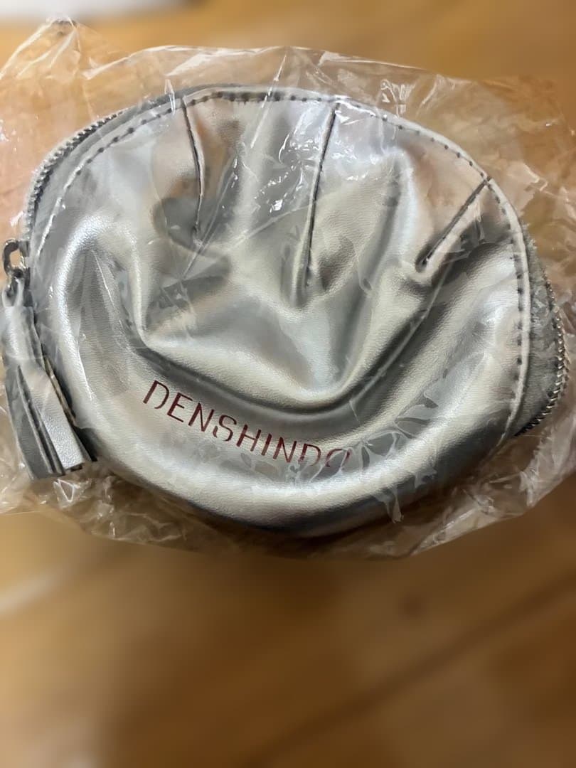 ボディ・フェイスケア DENSHINDO UN01-W WHITE