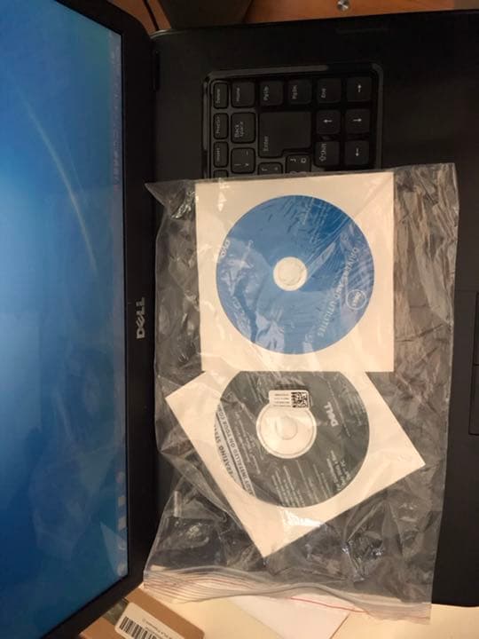 Windowsノート本体 Dell INSPIRON 3520