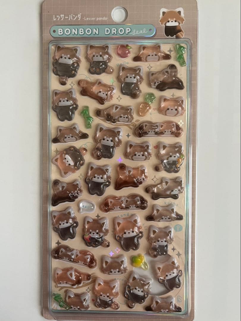 レッサーパンダ ボンボンドロップシール - メルカリ